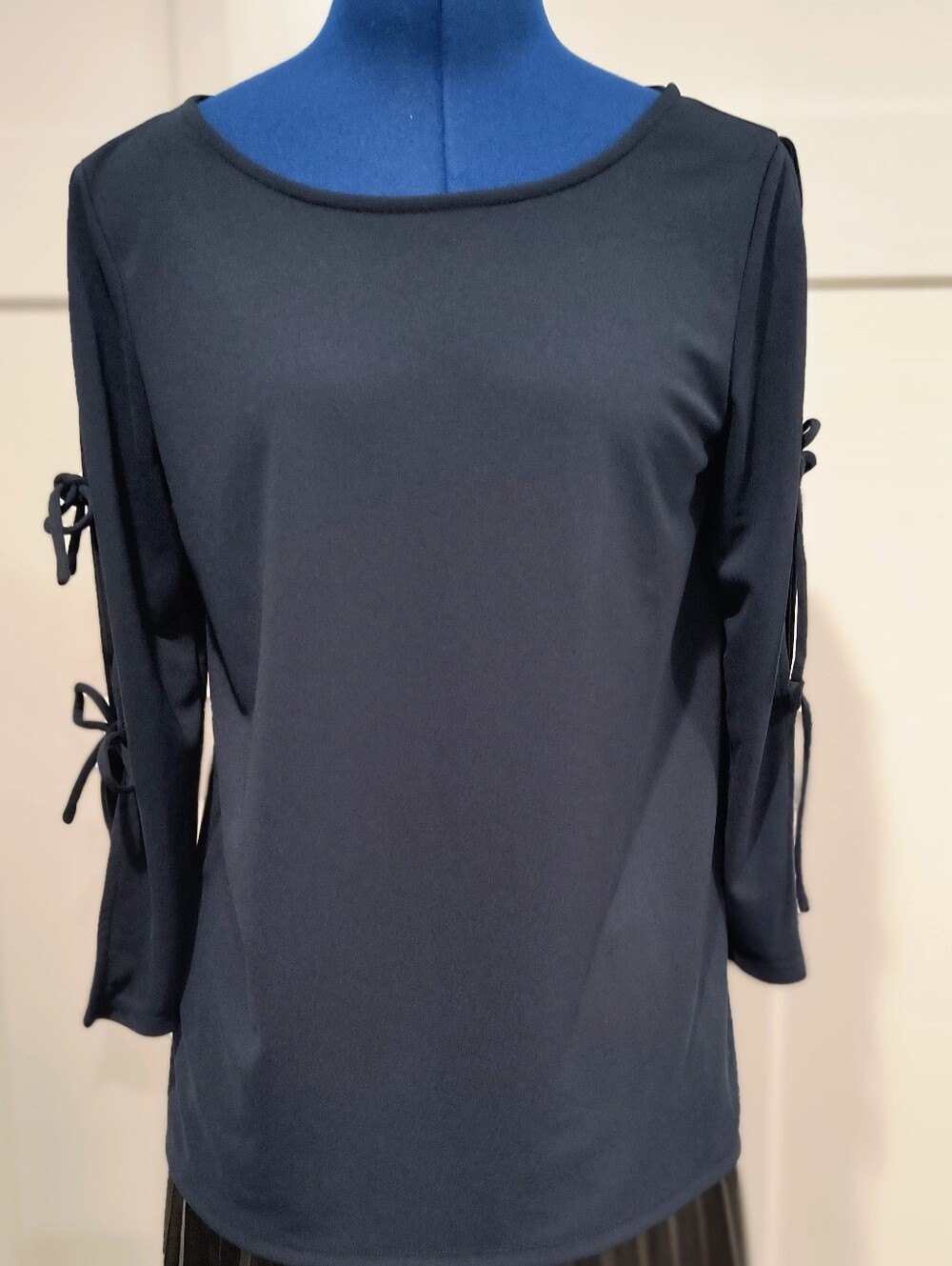 Ann Taylor Navy Long-Sleeve Tie-Sleeve Boatneck Top